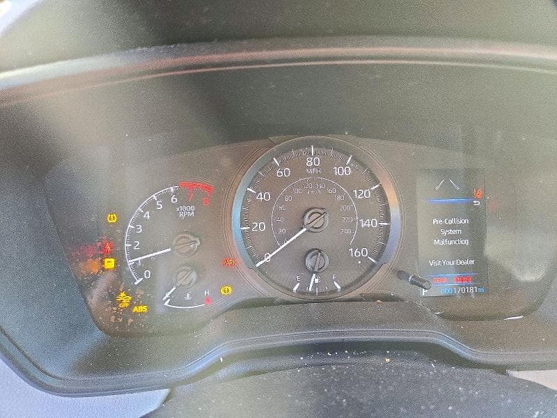 2020 TOYOTA COROLLA L 9