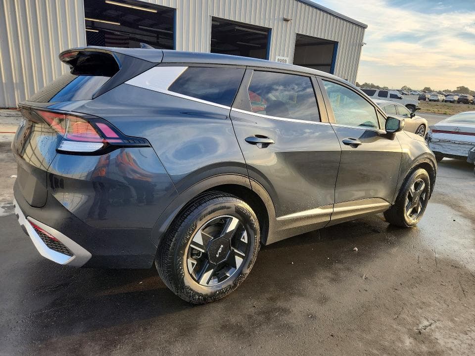 2023 KIA SPORTAGE LX 3