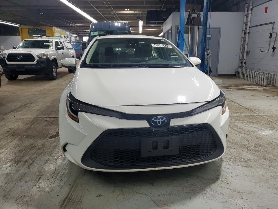 2022 TOYOTA COROLLA LE 5
