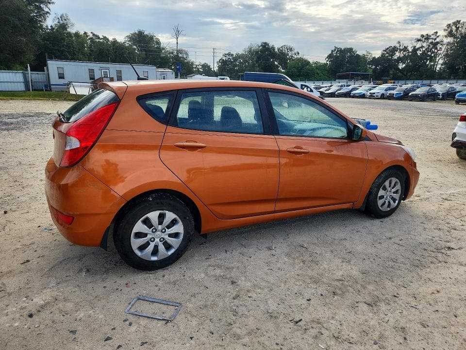 2017 HYUNDAI ACCENT SE 3