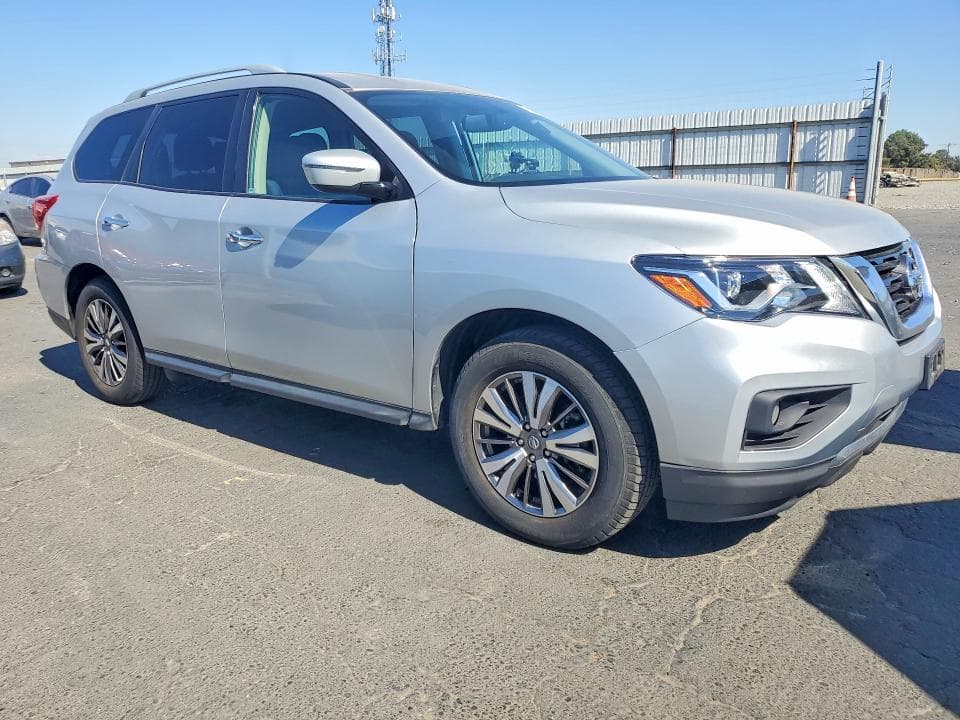 2019 NISSAN PATHFINDER SV 4