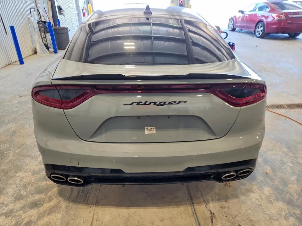 2018 KIA STINGER GT2 6