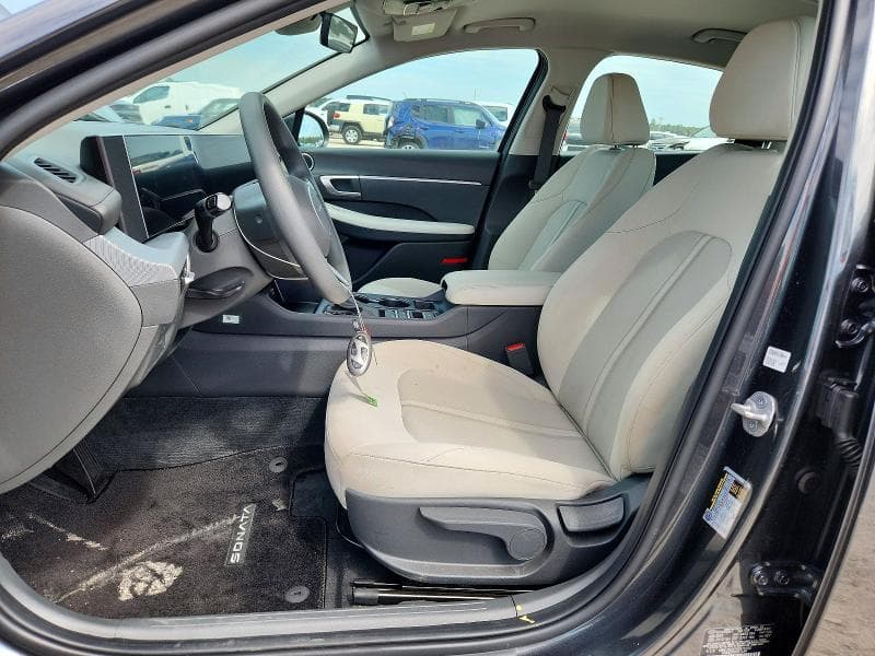 2025 HYUNDAI SONATA SE 7