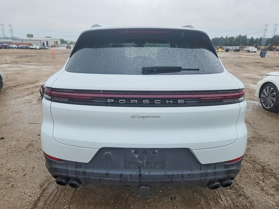 2024 PORSCHE CAYENNE 6