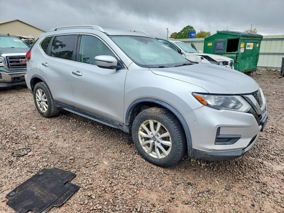 2019 NISSAN ROGUE SV 4