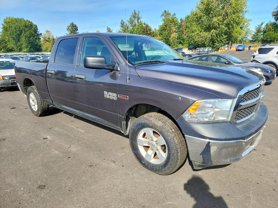 2018 RAM 1500 ST 4
