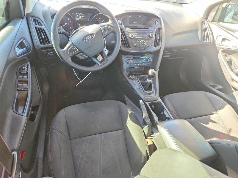 2017 FORD FOCUS SE 8