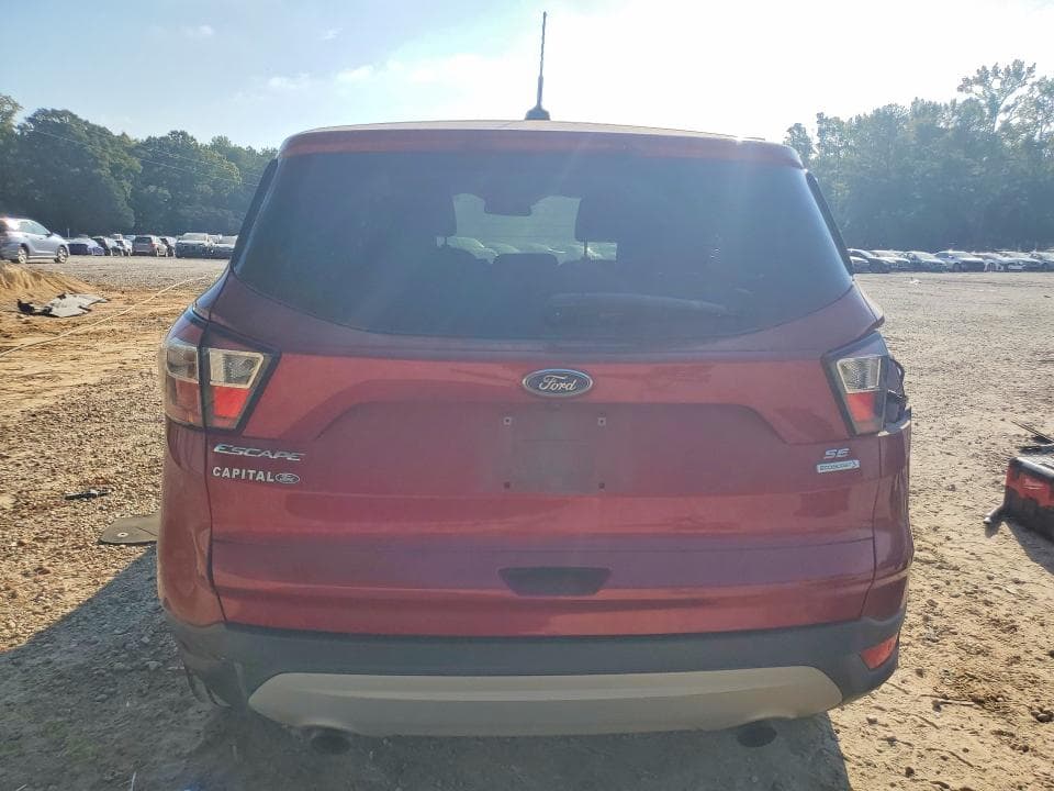2017 FORD ESCAPE SE 6