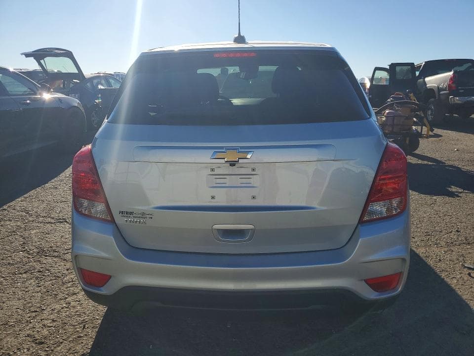 2020 CHEVROLET TRAX LS 6