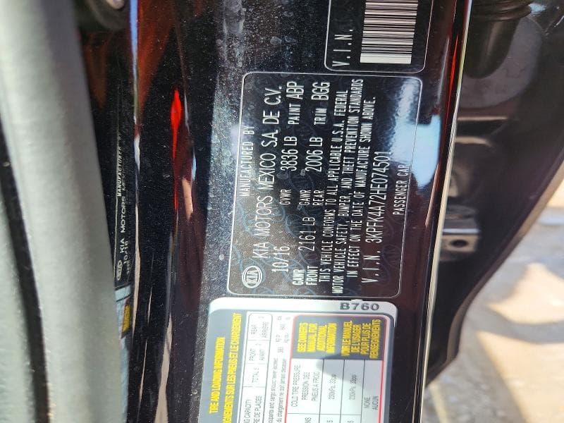 2017 KIA FORTE LX 12