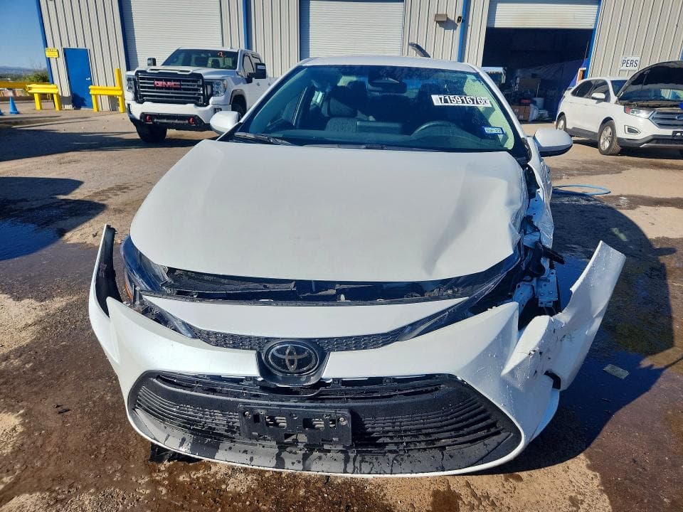 2026 TOYOTA COROLLA LE 5