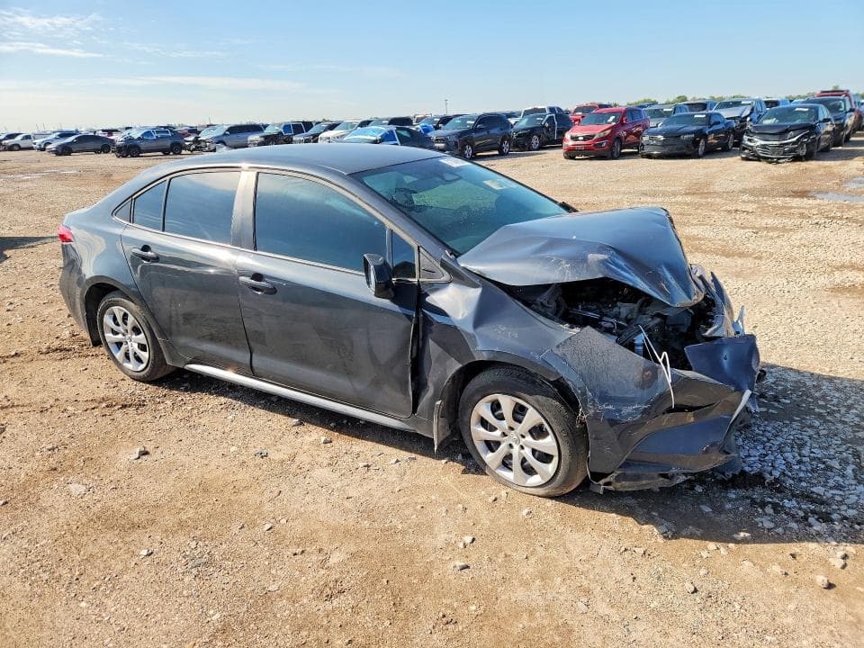 2025 TOYOTA COROLLA 4