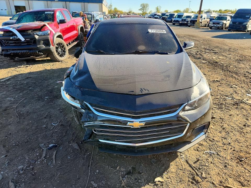 2017 CHEVROLET MALIBU LT 5