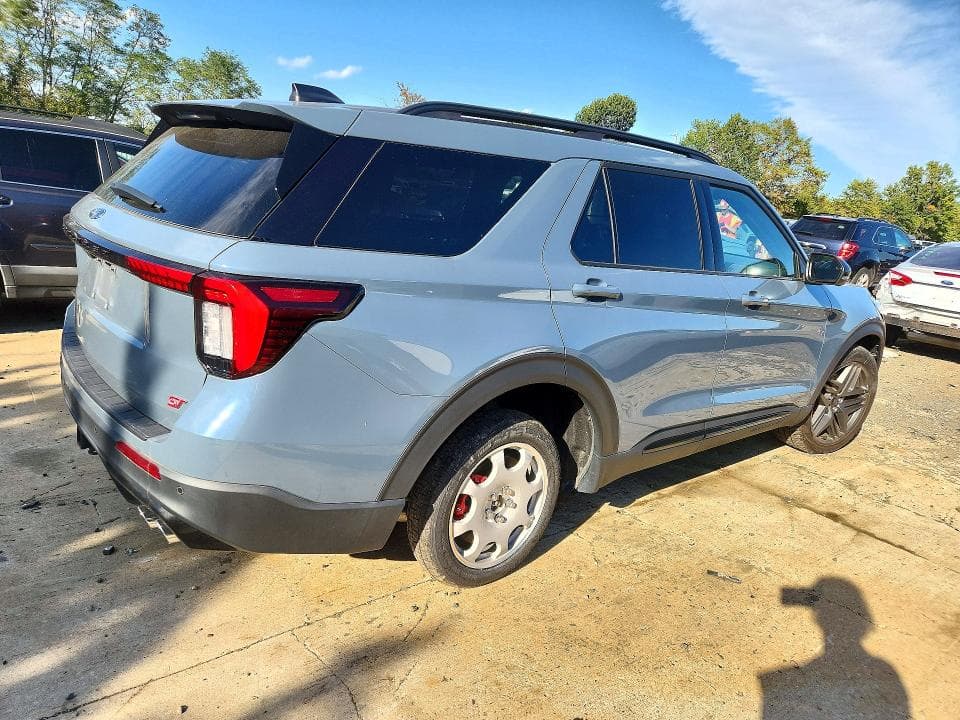 2025 FORD EXPLORER ST 3