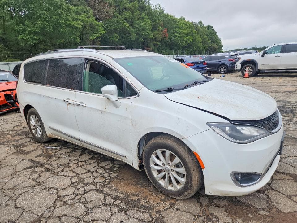 2018 CHRYSLER PACIFICA TOURING L 4