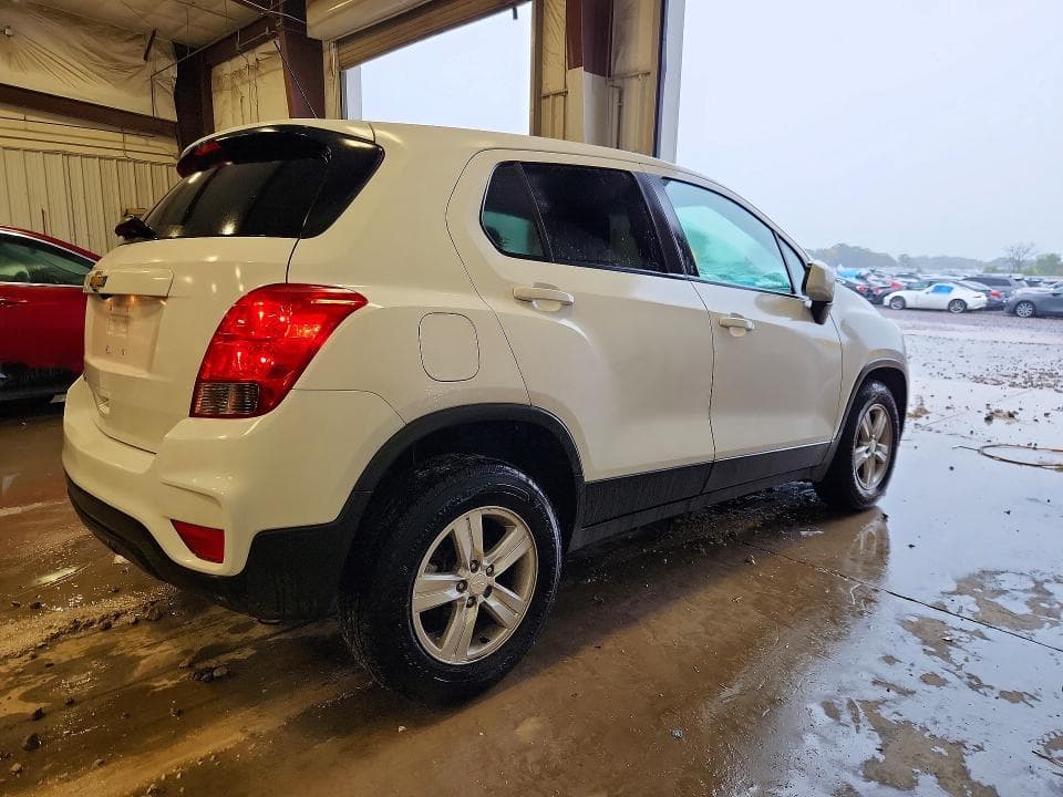 2020 CHEVROLET TRAX LS 3