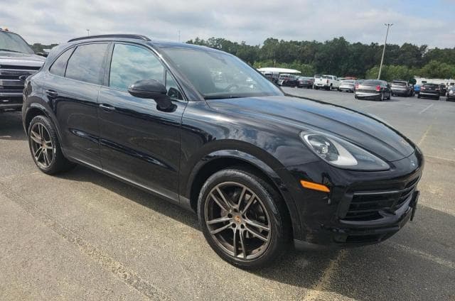 2019 PORSCHE CAYENNE