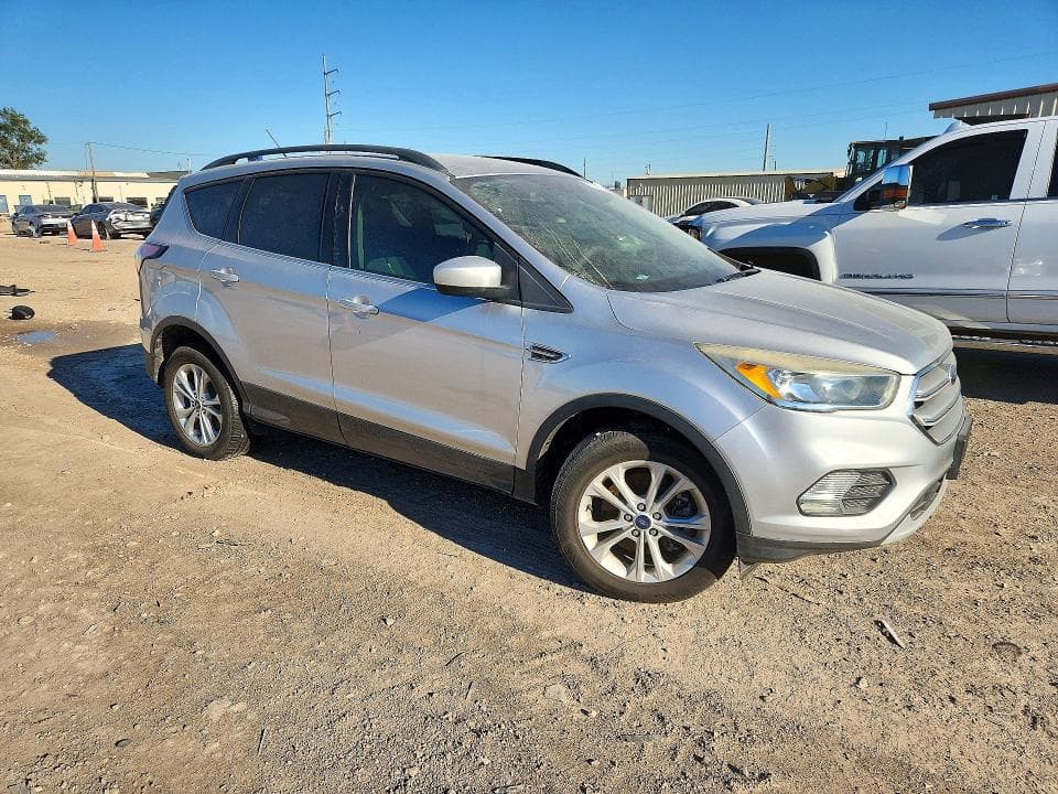 2018 FORD ESCAPE SE 4