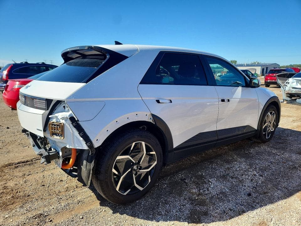 2023 HYUNDAI IONIQ 5 SEL 3