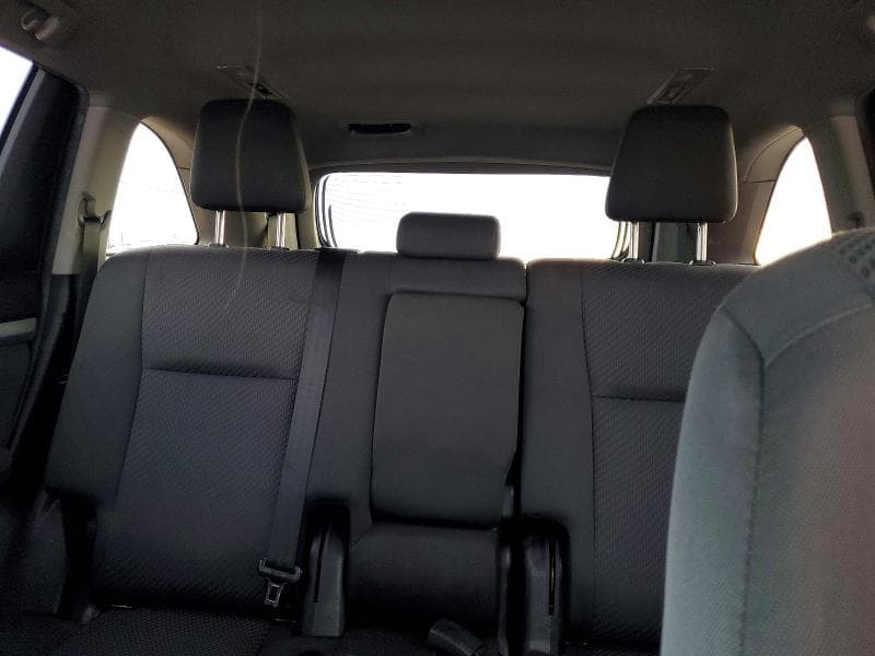 2019 TOYOTA HIGHLANDER LE 10