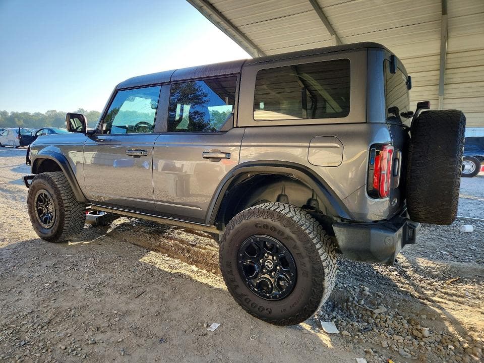 2023 FORD BRONCO BASE 2