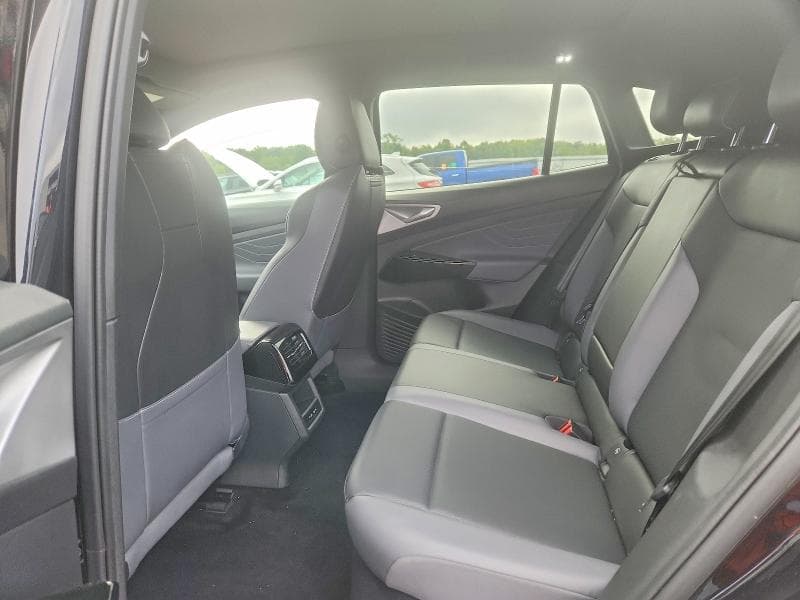2023 VOLKSWAGEN ID.4 PRO S 10