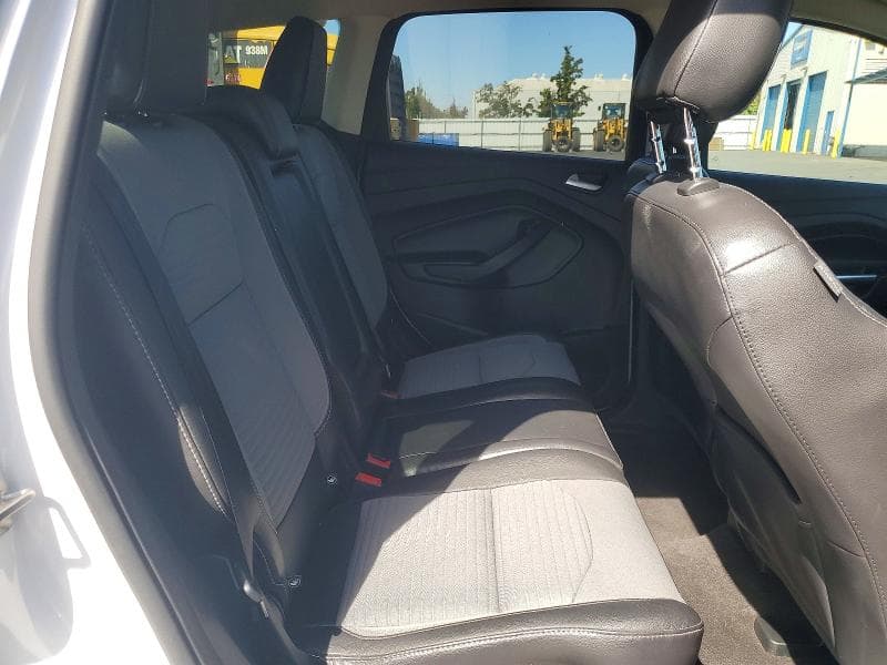 2019 FORD ESCAPE SE 11