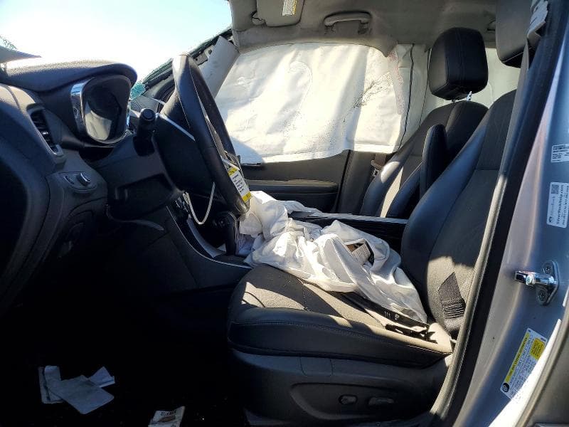 2021 CHEVROLET TRAX 1LT 7