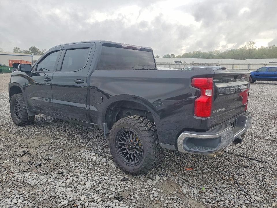 2021 CHEVROLET SILVERADO C1500 LT 2