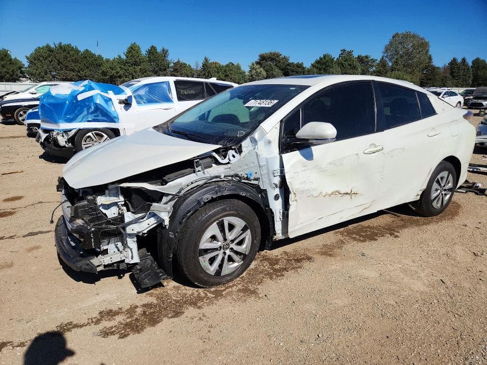 2018 TOYOTA PRIUS THREE - 1