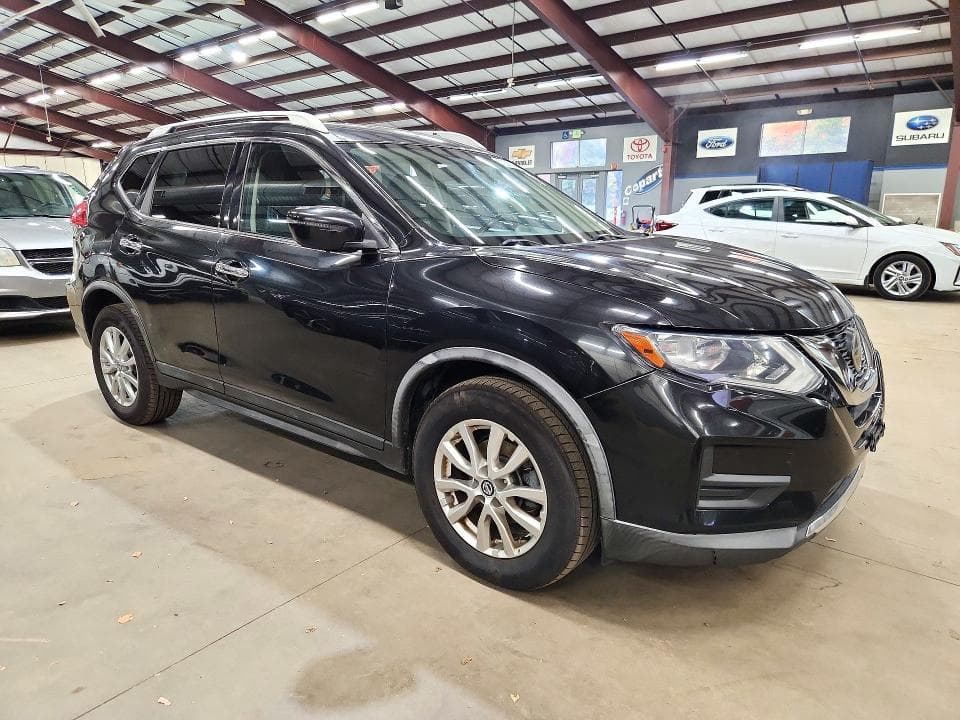 2018 NISSAN ROGUE SV 4
