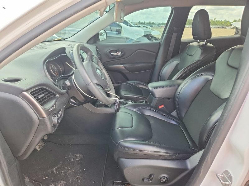 2020 JEEP CHEROKEE LATITUDE PLUS 7