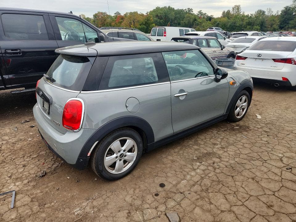 2018 MINI COOPER 3