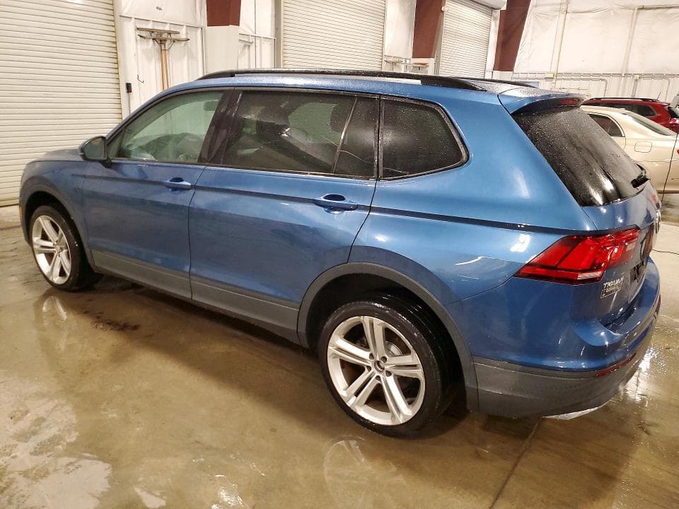 2018 VOLKSWAGEN TIGUAN S 2