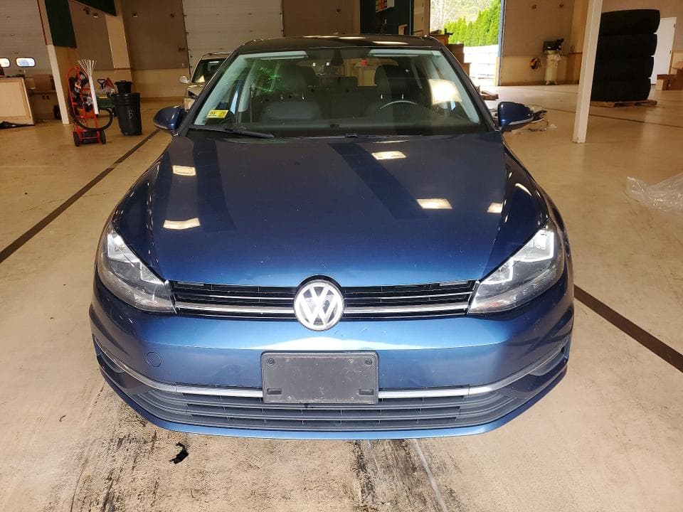 2021 VOLKSWAGEN GOLF 5