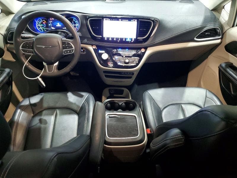 2024 CHRYSLER PACIFICA HYBRID SELECT 8