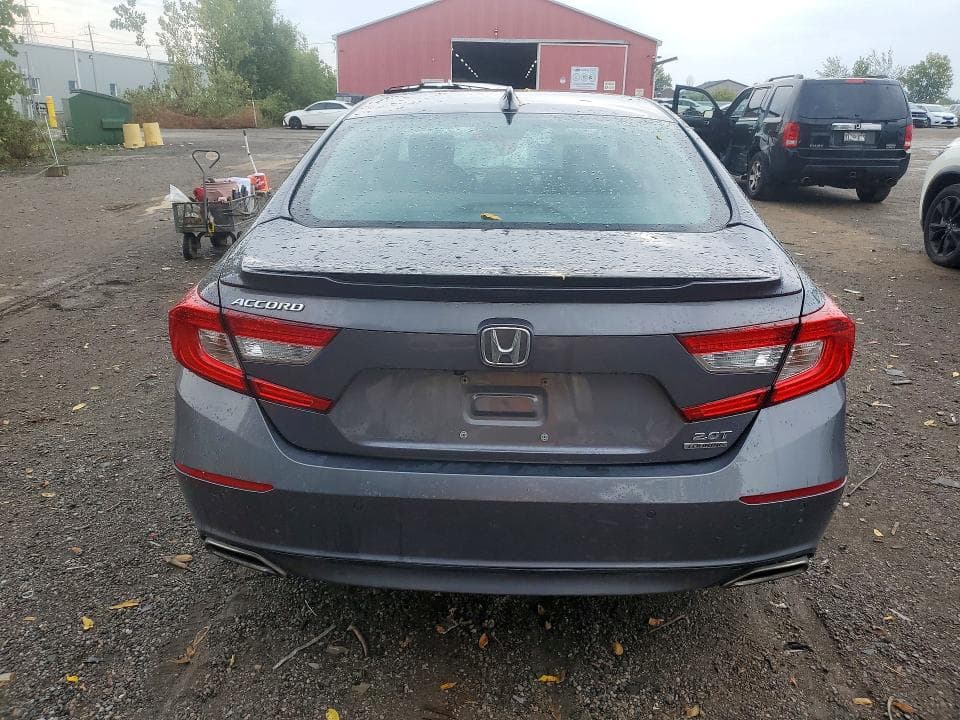 2018 HONDA ACCORD TOURING 6