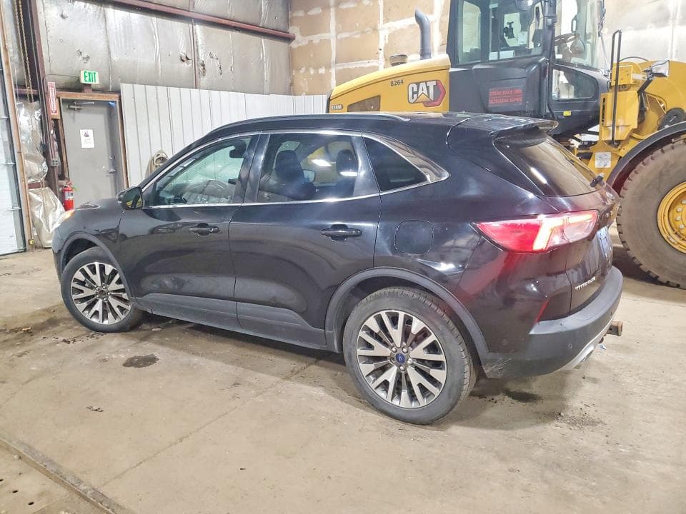 2020 FORD ESCAPE TITANIUM 2