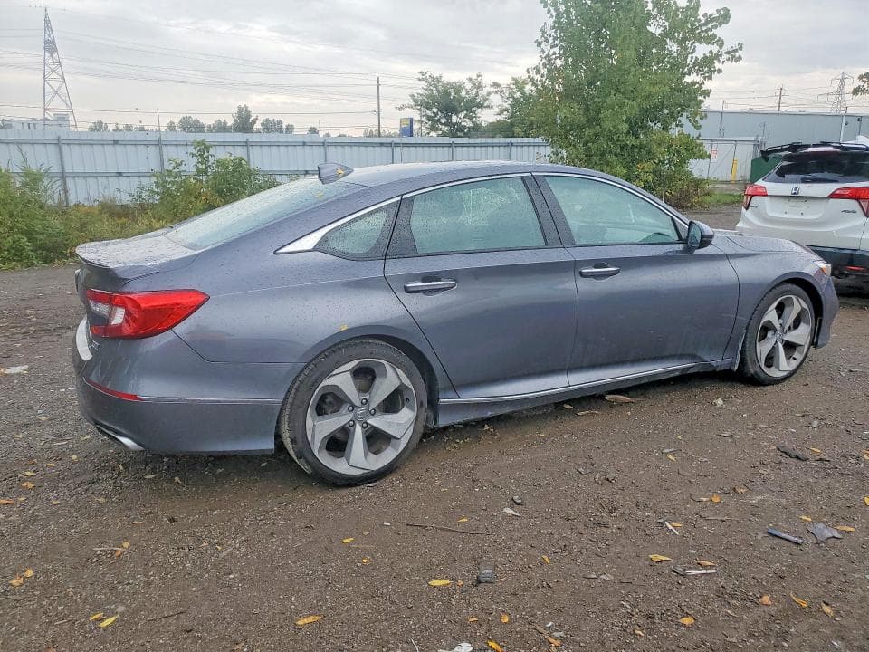 2018 HONDA ACCORD TOURING 3