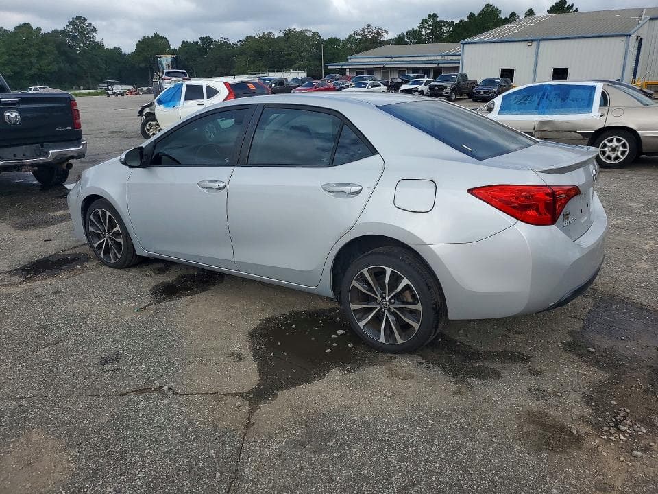 2017 TOYOTA COROLLA SE 2