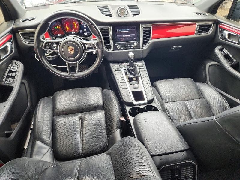 2017 PORSCHE MACAN S 8