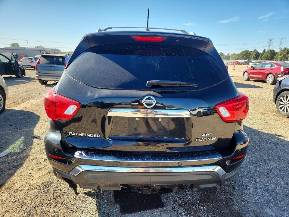 2017 NISSAN PATHFINDER PLATINUM 6