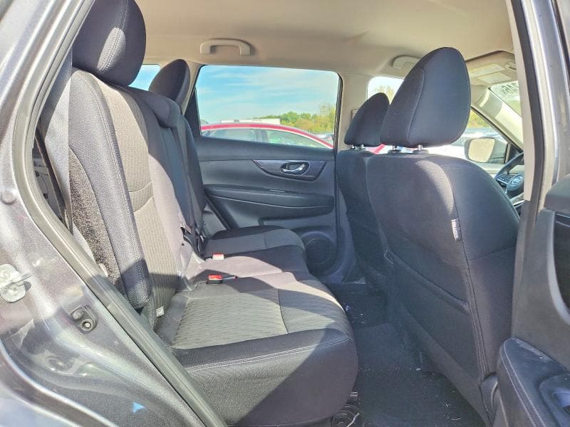 2018 NISSAN ROGUE SV 11