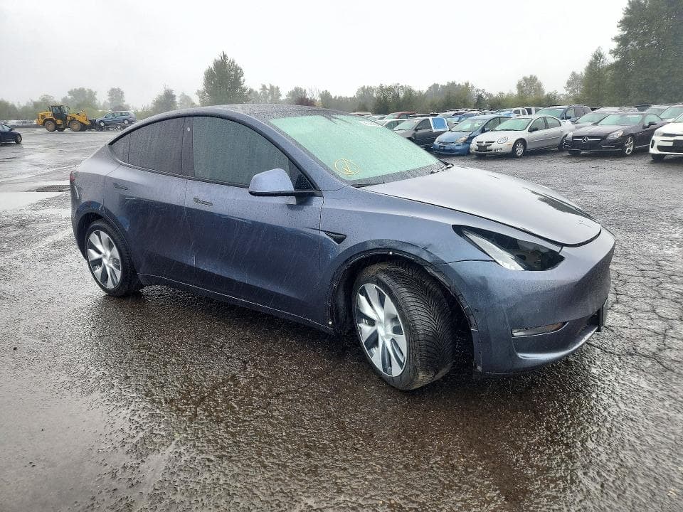 2020 TESLA MODEL Y 4