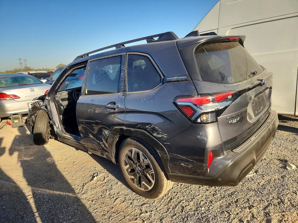 2025 SUBARU FORESTER PREMIUM 2