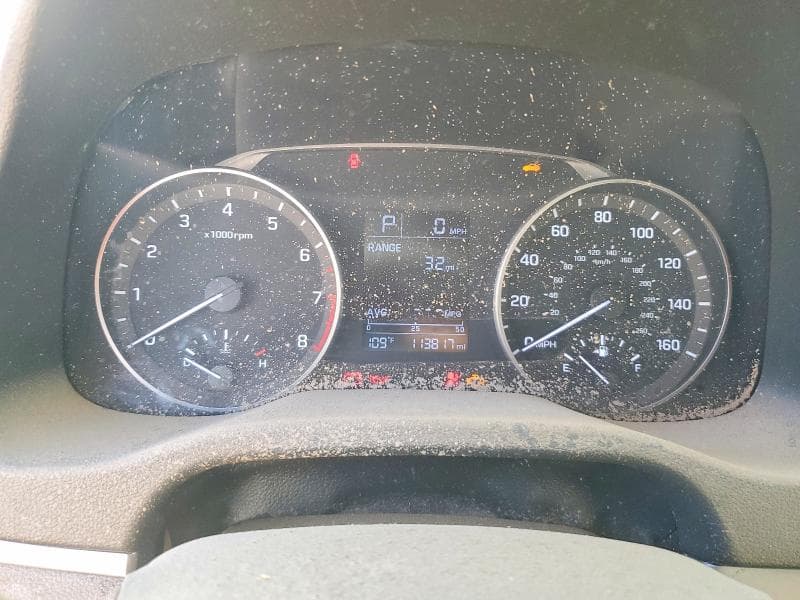 2017 HYUNDAI ELANTRA SE 9
