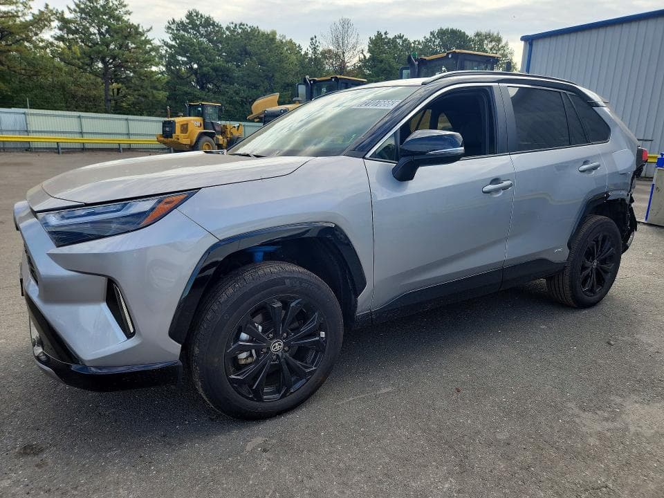 2025 TOYOTA RAV4 XSE