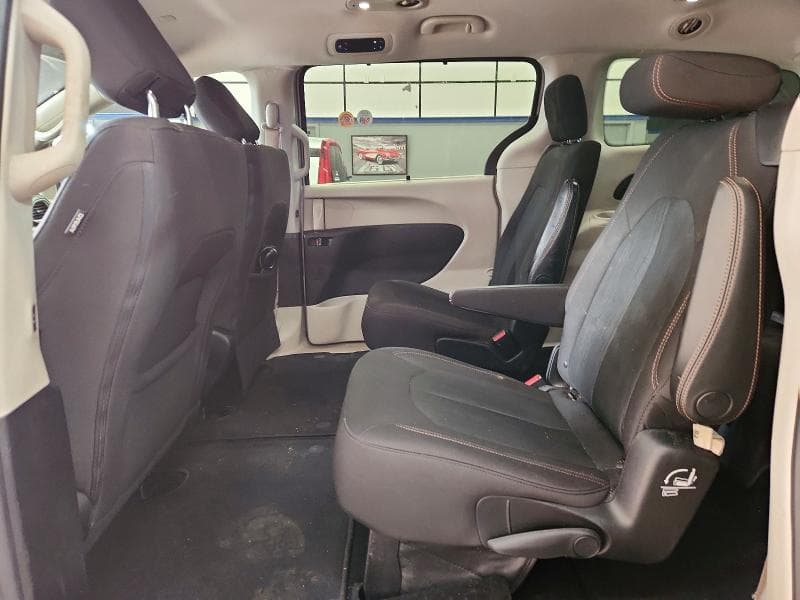2017 CHRYSLER PACIFICA TOURING L 11