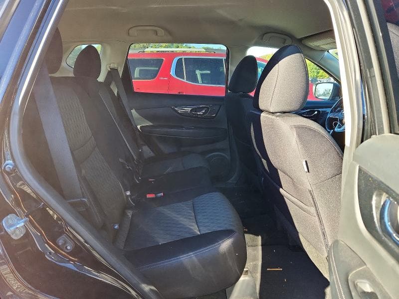 2017 NISSAN ROGUE SV 10