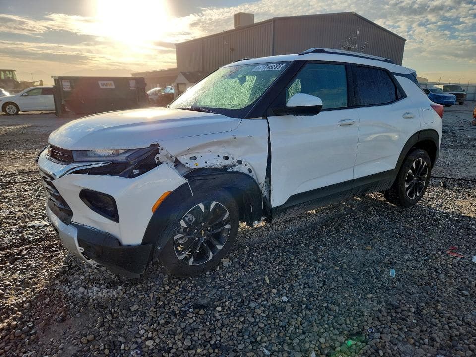 2023 CHEVROLET TRAILBLAZER LT - 1